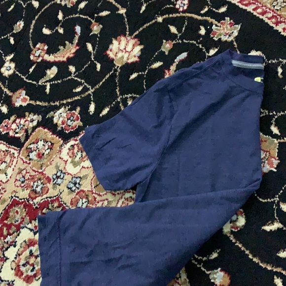 Pick one Like new xersion men T-shirt - Picture 5 of 5